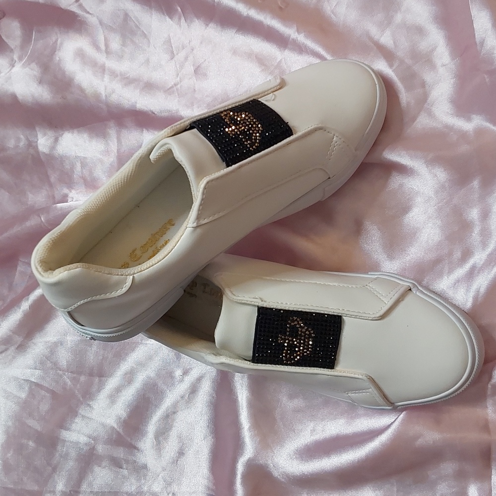 Juicy Couture sneakers size 7🔥🔥
